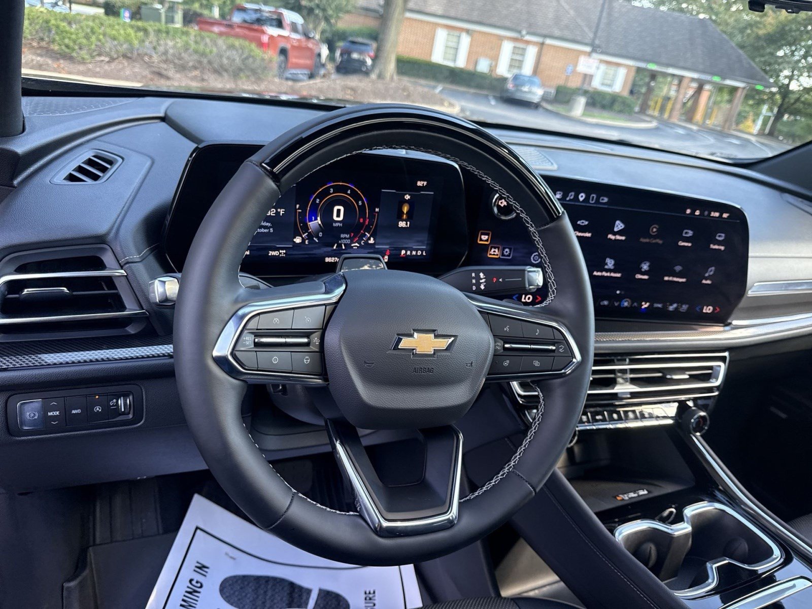 Used 2026 Chevrolet Traverse High Country w/ LPO, Floor Liner Package AWD/4WD image 16