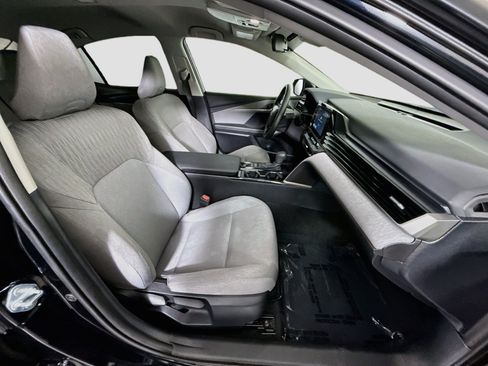 Used 2026 Toyota Camry LE FWD image 29