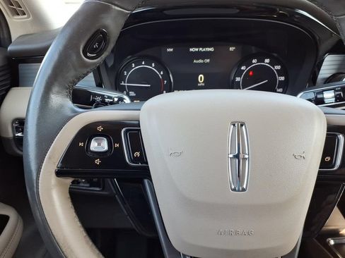 Used 2021 Lincoln Corsair FWD w/ Equipment Group 101A image 8