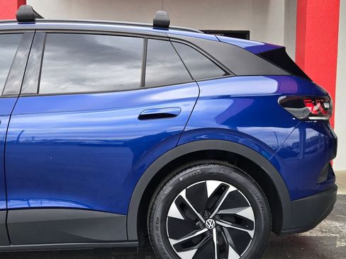 Used 2021 Volkswagen ID.4 Pro S image 6