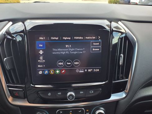 Used 2023 Chevrolet Traverse LT FWD image 29