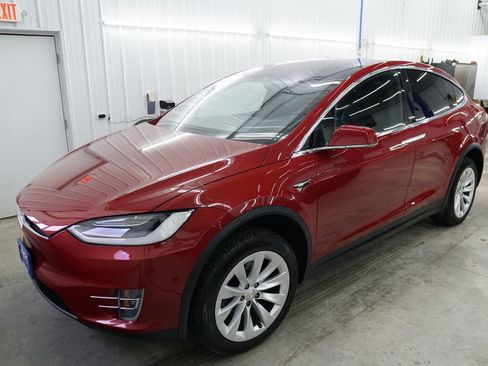Used 2021 Tesla Model X Long Range AWD/4WD image 5