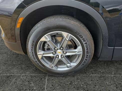 Used 2024 Chevrolet Blazer LT w/ Convenience Package FWD image 16