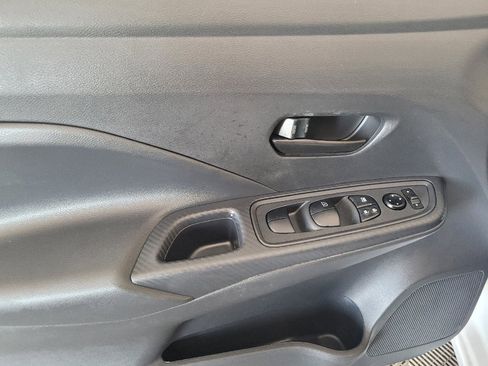 Used 2025 Nissan Versa S w/ Trunk Package FWD image 27