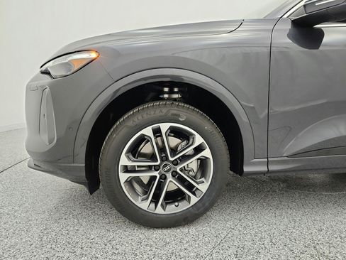 New 2026 Audi Q5 Premium Plus AWD/4WD image 13