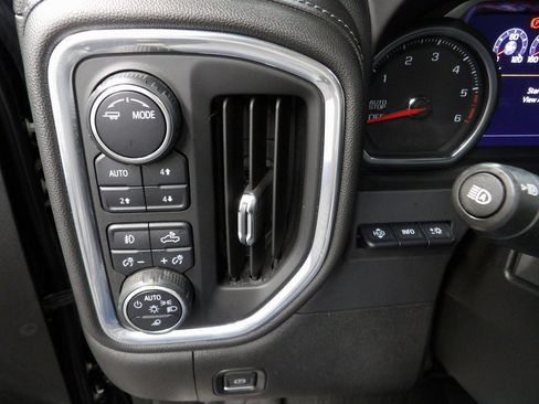 Used 2021 Chevrolet Silverado 1500 High Country w/ Technology Package image 57