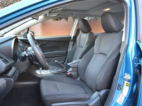 Used 2019 Subaru Impreza 2.0i Premium image 10