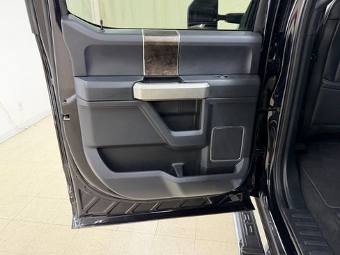 Used 2022 Ford F250 Lariat w/ Chrome Package AWD/4WD image 13