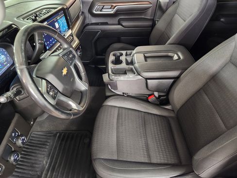 Used 2022 Chevrolet Silverado 1500 LT RWD image 9