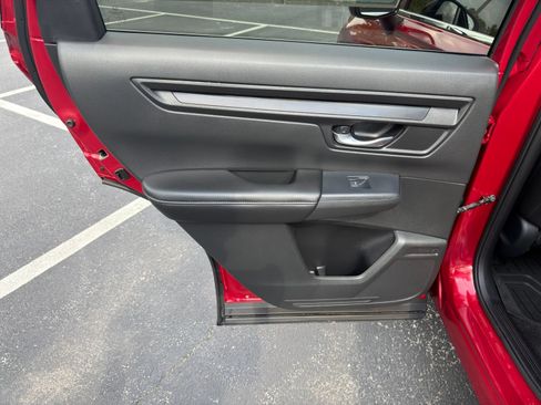 Used 2025 Honda CR-V EX image 27