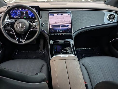 Used 2023 Mercedes-Benz EQS 450+ Sedan image 18