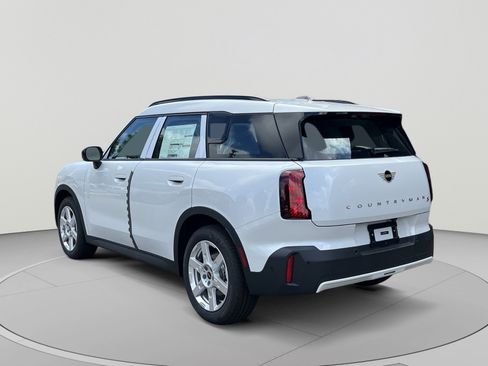 Certified 2025 MINI Cooper Countryman S AWD/4WD image 11