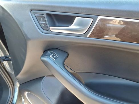 Used 2016 Audi Q5 2.0T Premium Plus w/ Technology Package image 12