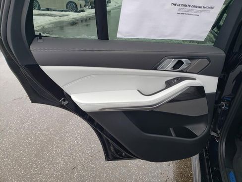 New 2026 BMW X5 xDrive40i w/ M Sport Package image 14