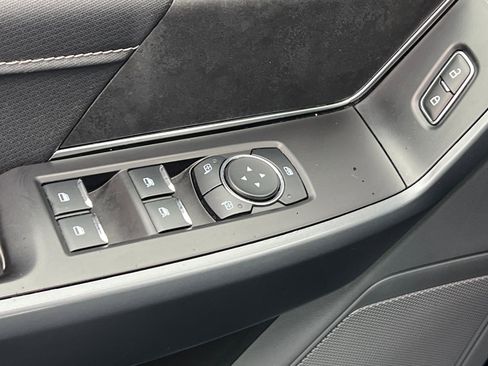 Used 2024 Ford F150 XLT w/ Mobile Office Package image 12