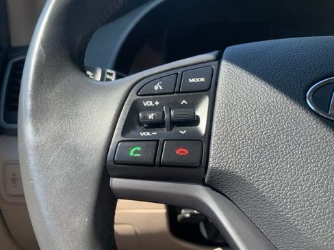 Used 2016 Hyundai Tucson Limited w/ Option Group 03 FWD image 23