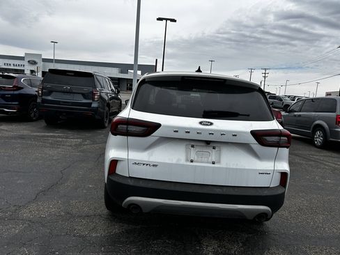 Used 2025 Ford Escape Active image 5