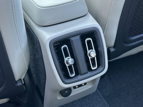 New 2026 Volvo XC40 B5 Ultra w/ Climate Package image 13