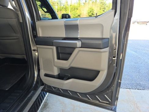 Used 2016 Ford F150 XLT w/ Equipment Group 301A Mid image 51