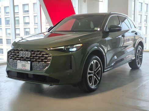 Used 2025 Audi Q5 Premium w/ Premium Plus AWD/4WD image 1