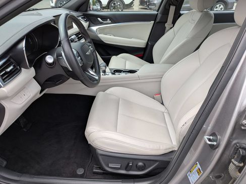 Used 2025 Genesis G70 2.5T RWD image 14