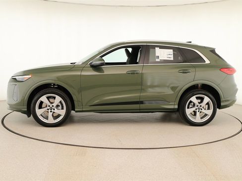 New 2025 Audi Q5 2.0T Premium Plus image 2