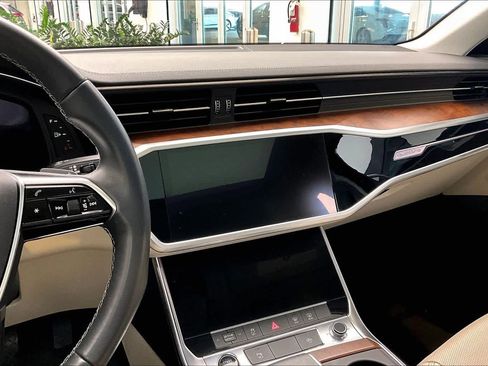 Used 2023 Audi A6 Premium Plus w/ Premium Plus Package image 6