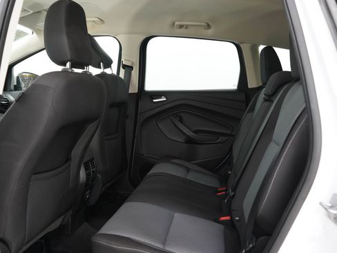 Used 2018 Ford Escape SE w/ Ford Safe & Smart Package AWD/4WD image 14