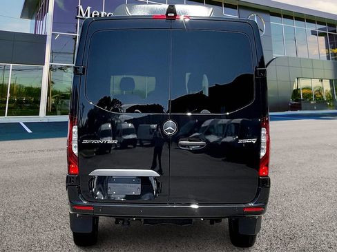 New 2025 Mercedes-Benz Sprinter 144 Cargo image 4