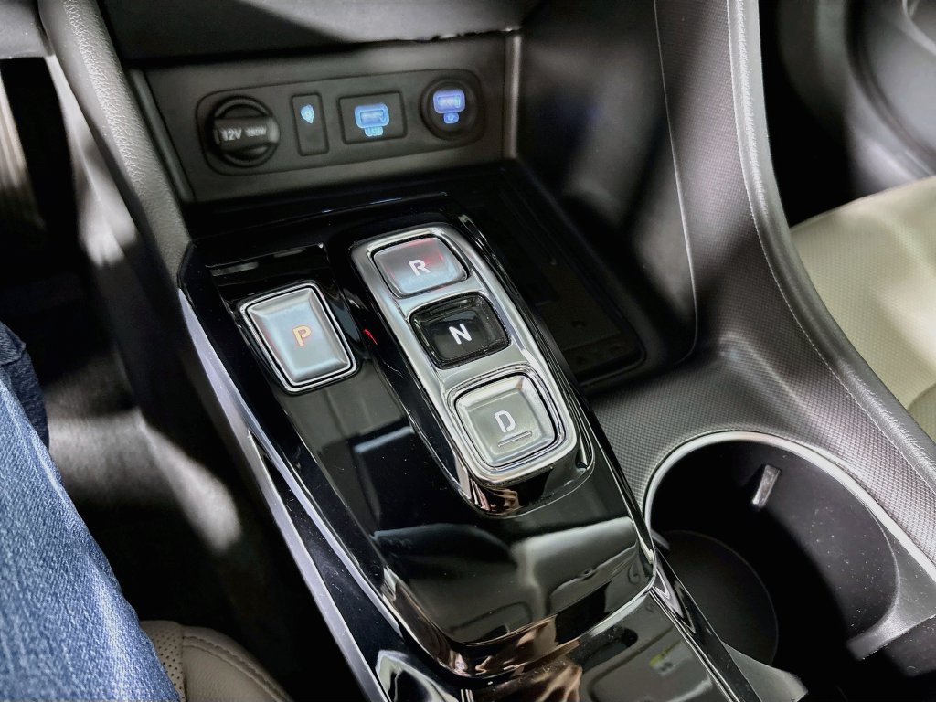 Used 2022 Hyundai Sonata Limited FWD image 18