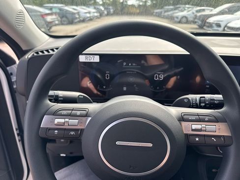 New 2026 Hyundai Kona SE image 16