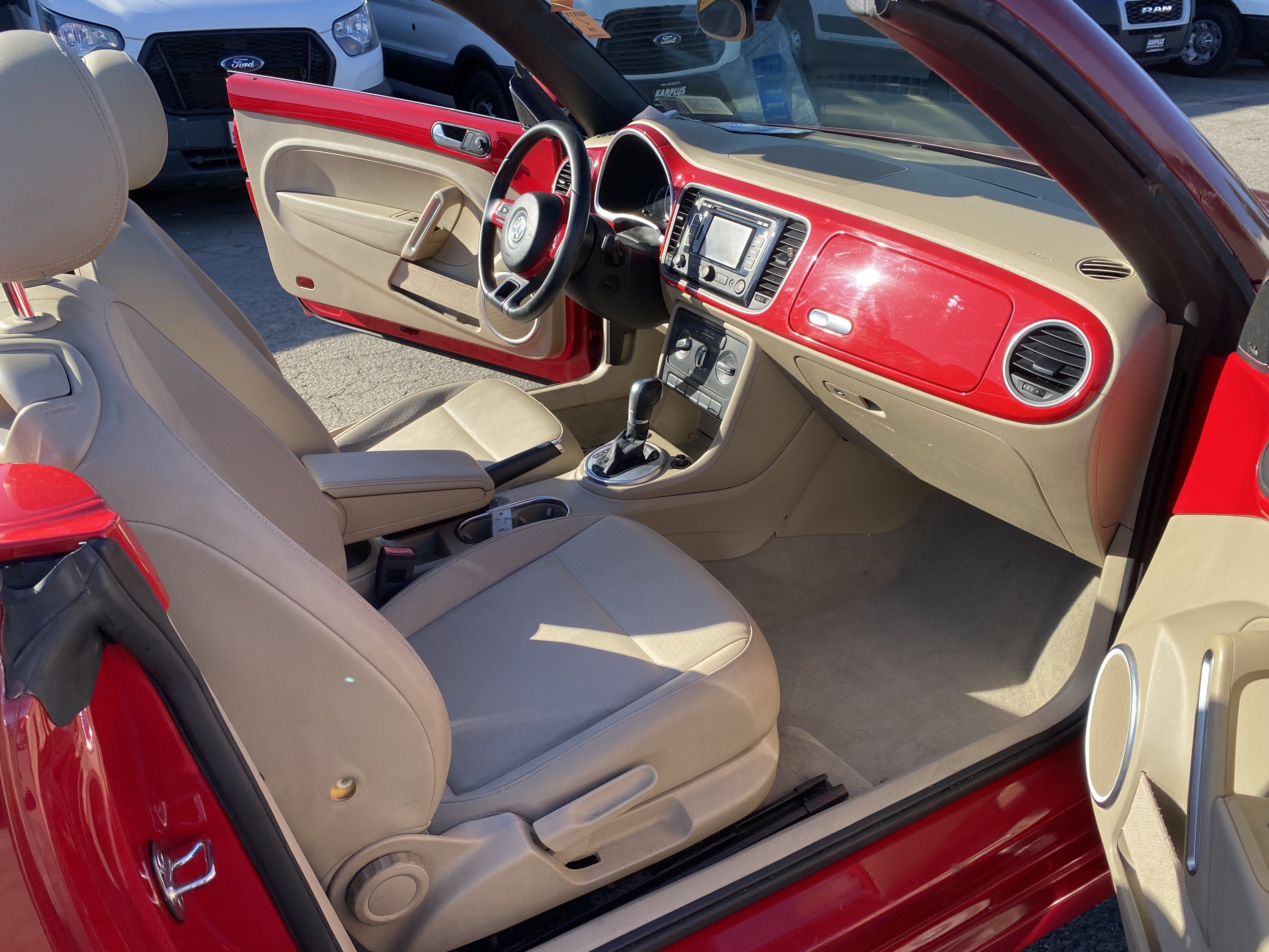 Used 2015 Volkswagen Beetle 1.8T FWD image 24
