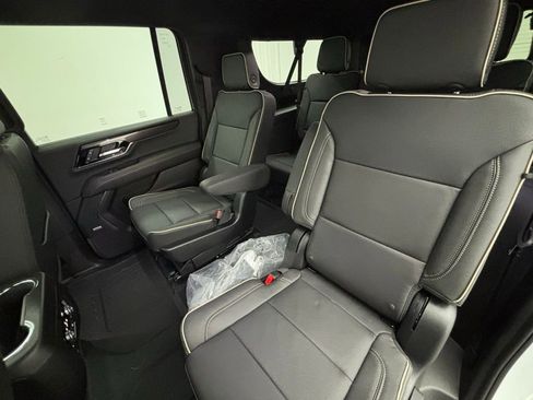 New 2026 GMC Yukon XL Elevation w/ LPO, Elevation Black Package image 46