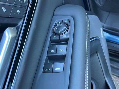 New 2026 GMC Yukon XL Elevation image 21