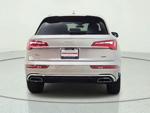 Used 2023 Audi Q5 2.0T Premium Plus w/ Premium Plus Package AWD/4WD image 6