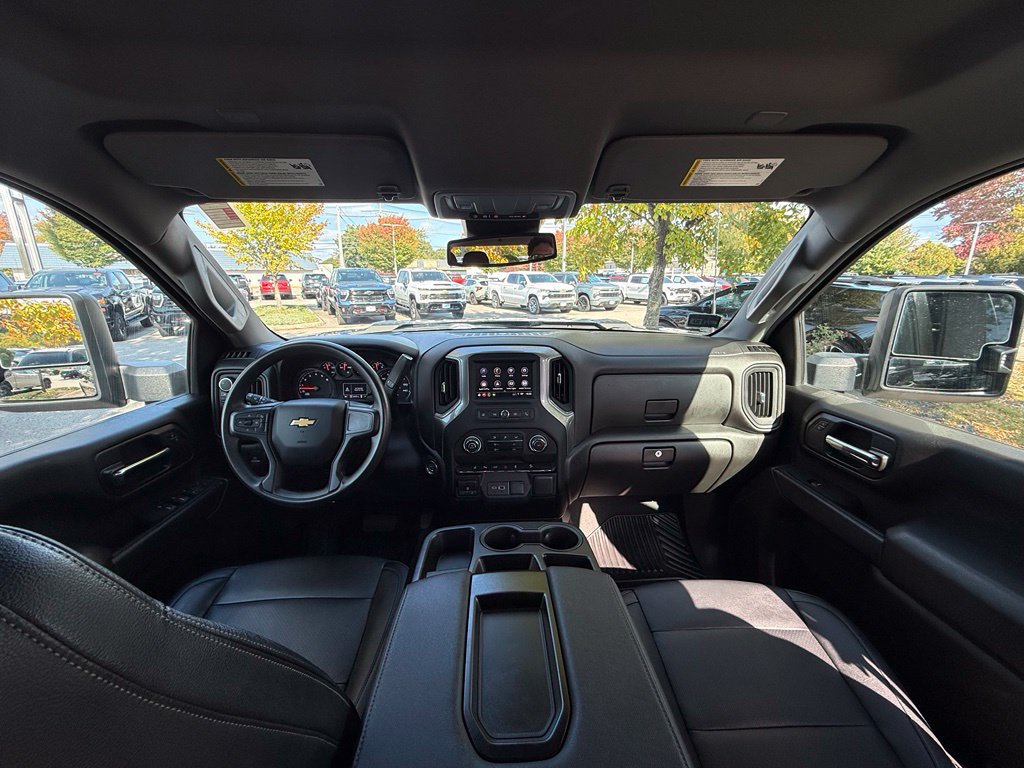 Used 2024 Chevrolet Silverado 2500 Custom w/ Custom Value Package AWD/4WD image 31