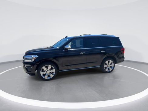 Used 2023 Ford Expedition Platinum AWD/4WD image 3