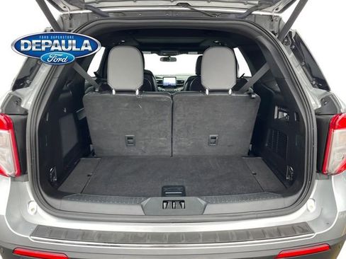 Used 2020 Ford Explorer Limited w/ Class III Trailer Tow Package image 6