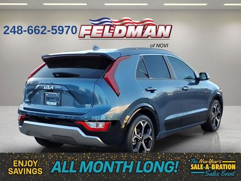 Used 2024 Kia Niro EX Touring image 6
