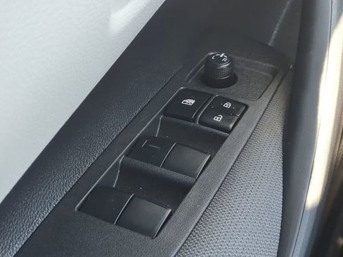 Certified 2025 Toyota Corolla LE FWD image 21