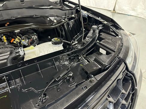 Used 2025 Ford Explorer ST-Line image 69