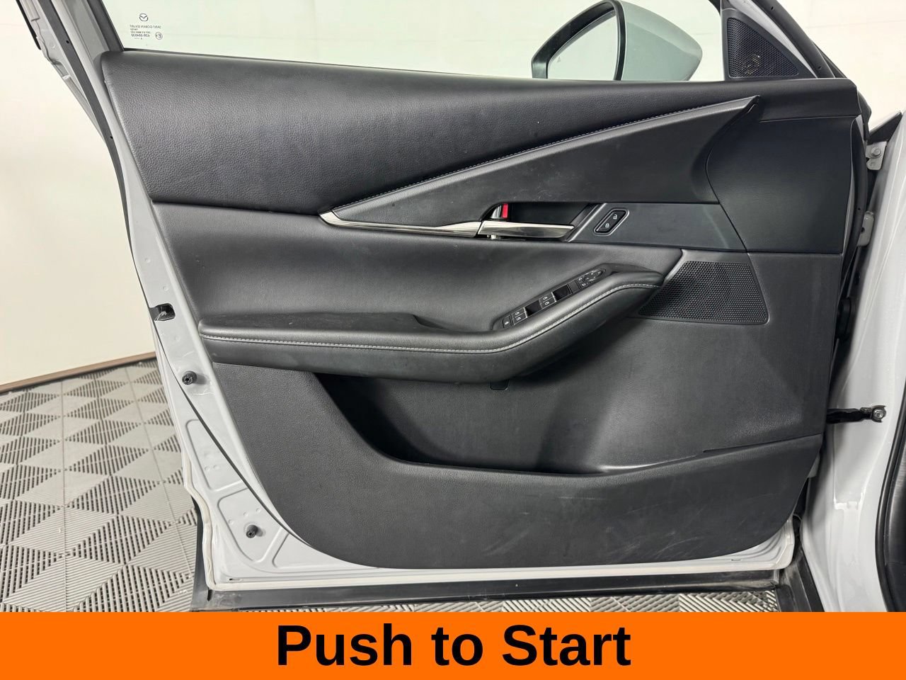 Used 2025 MAZDA CX-30 AWD 2.5 S w/ Preferred Package image 12