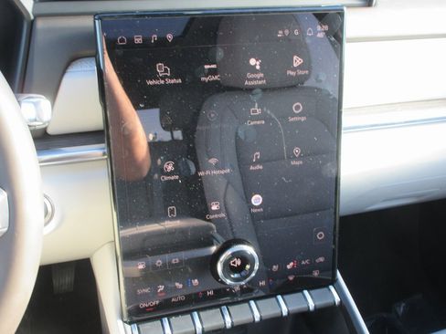 New 2026 GMC Terrain Denali image 17