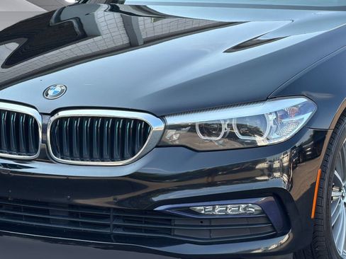 Used 2018 BMW 530e xDrive AWD/4WD image 12
