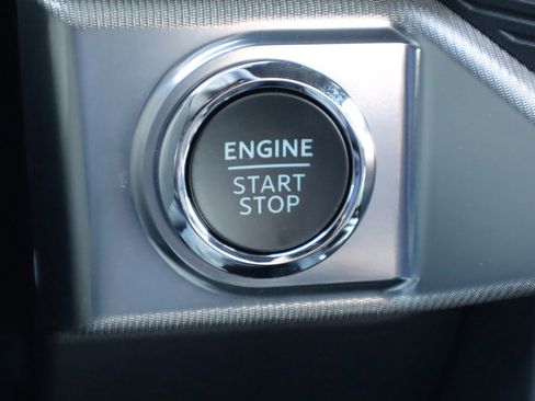 New 2025 Ford F150 Lariat w/ Equipment Group 502A High image 21