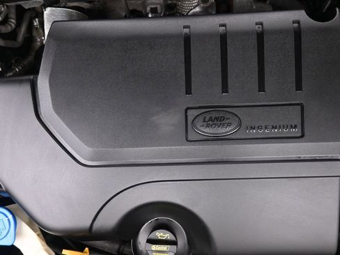 Used 2018 Land Rover Discovery Sport HSE image 29