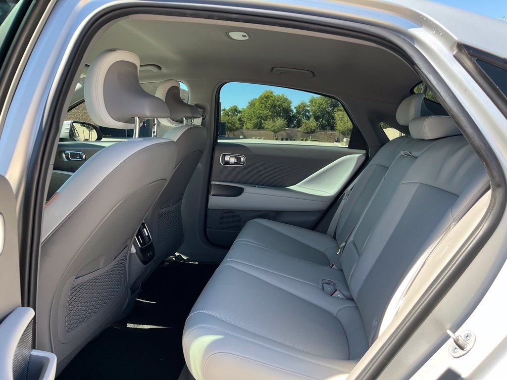 Used 2024 Hyundai Ioniq 6 SEL RWD image 17