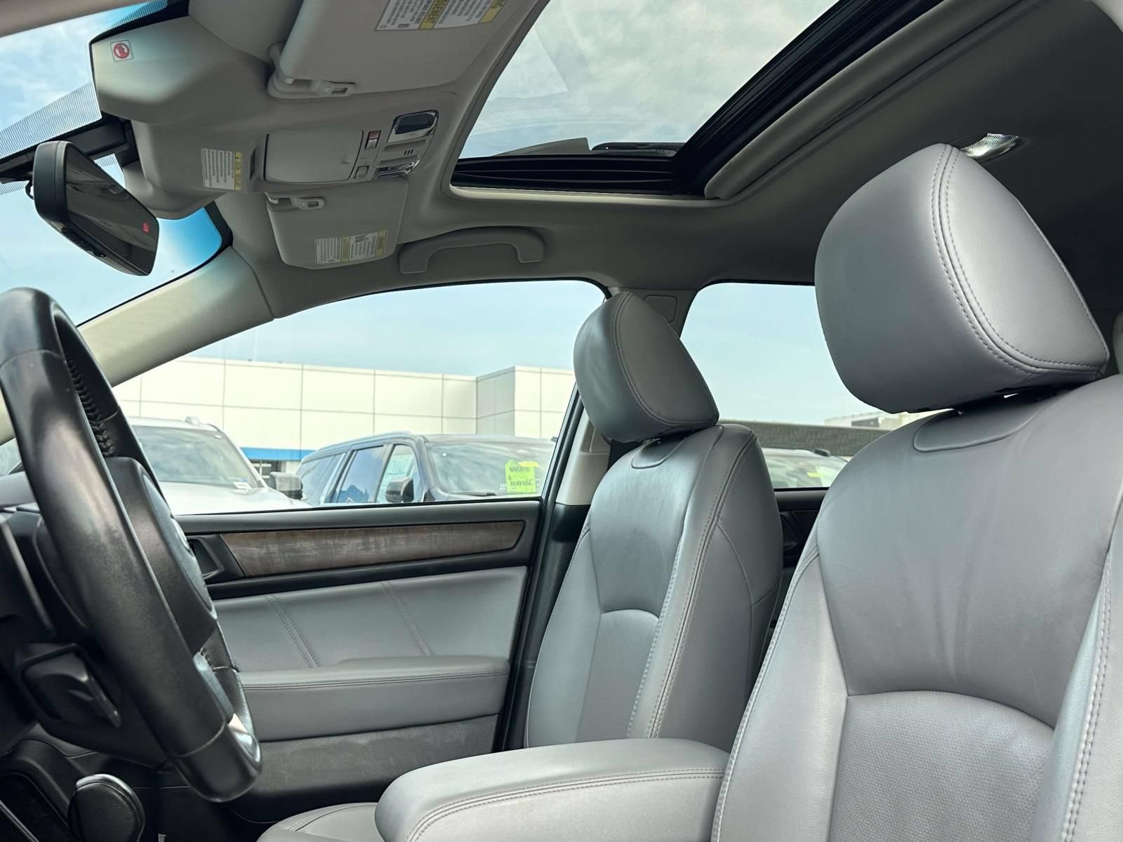 Used 2019 Subaru Outback 2.5i Limited AWD/4WD image 23