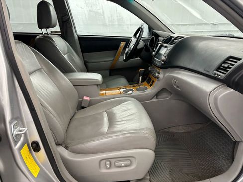 Used 2008 Toyota Highlander Limited image 18