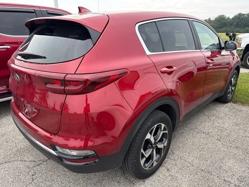 Used 2022 Kia Sportage LX AWD/4WD image 5